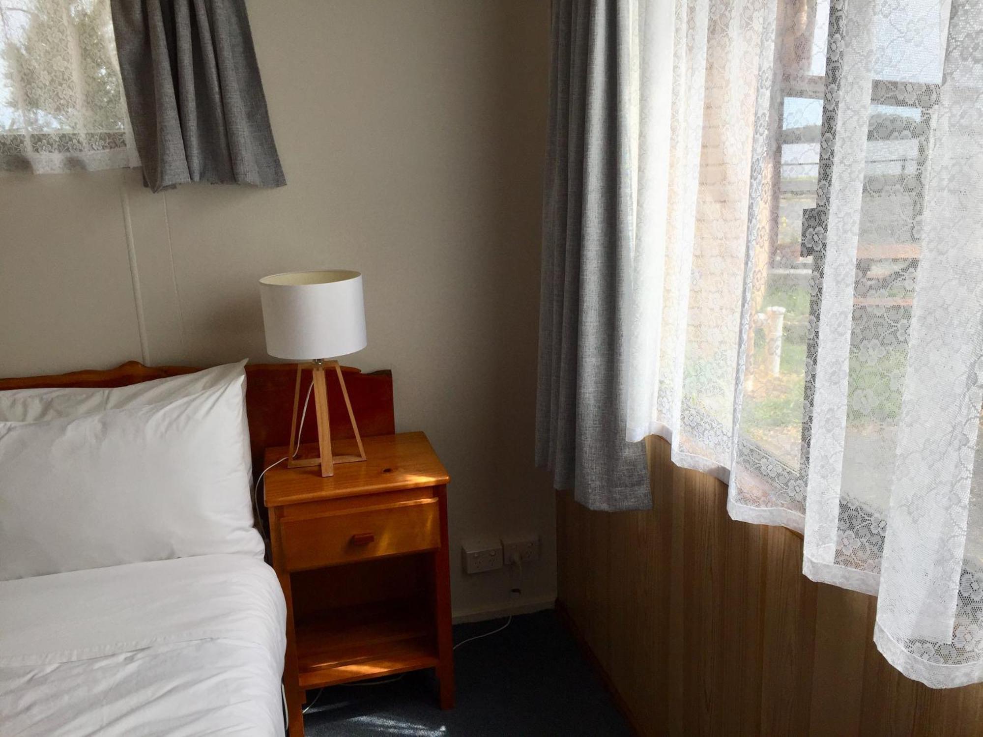 Regatta Point Tavern & Holiday Villas Стран Экстерьер фото