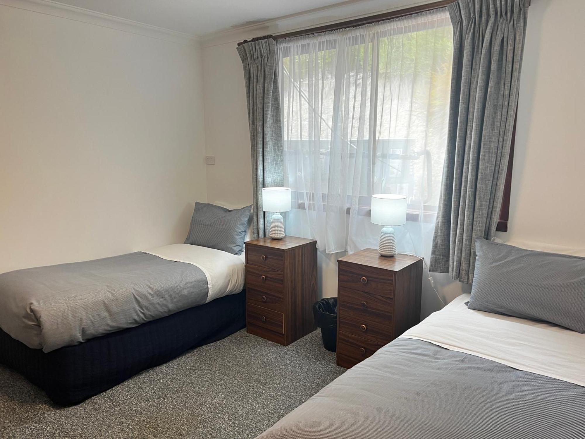 Regatta Point Tavern & Holiday Villas Стран Экстерьер фото